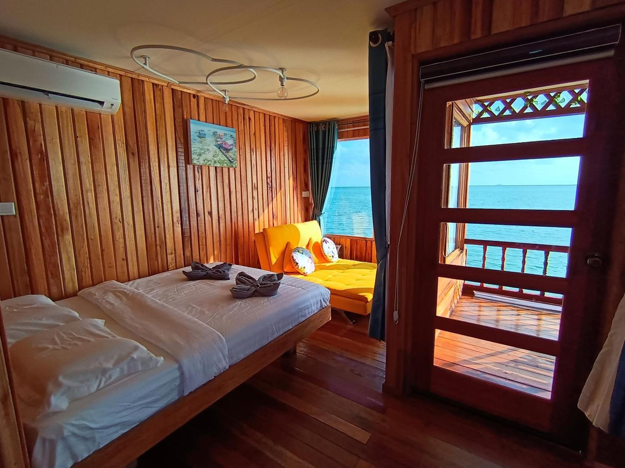 La Water House Semporna Bed and Breakfast Buitenkant foto