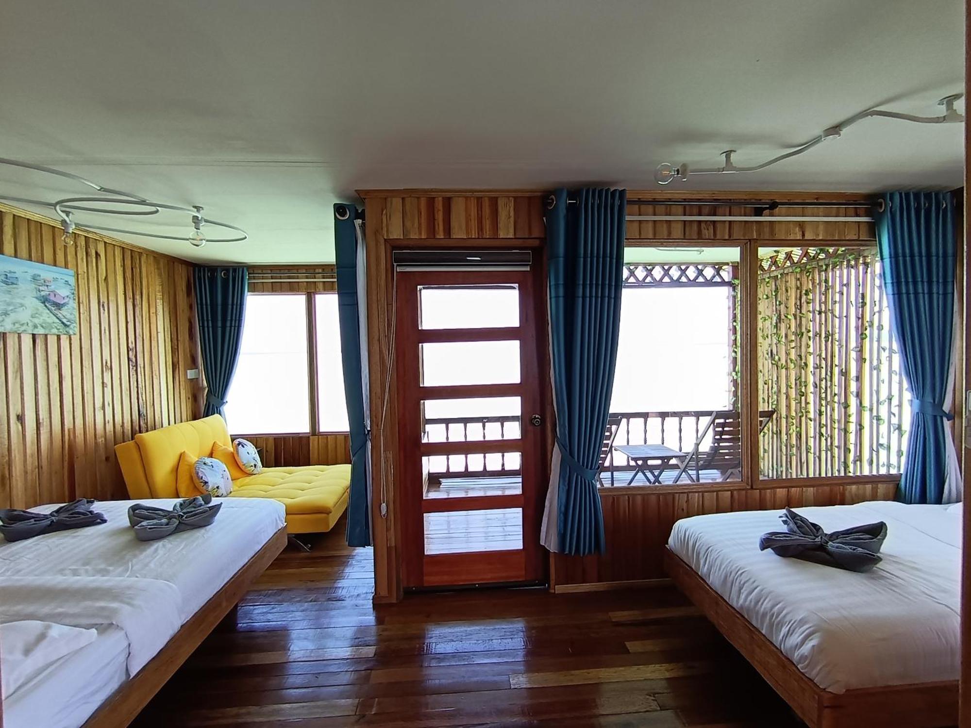 La Water House Semporna Bed and Breakfast Buitenkant foto